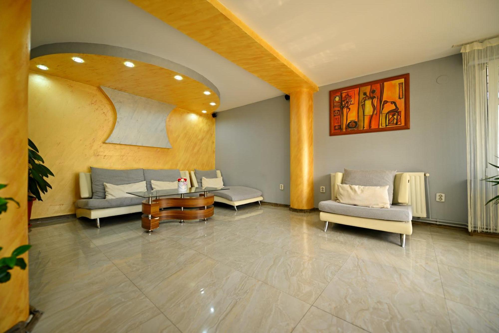 Pensiunea Mama Lia Hateg Exterior photo